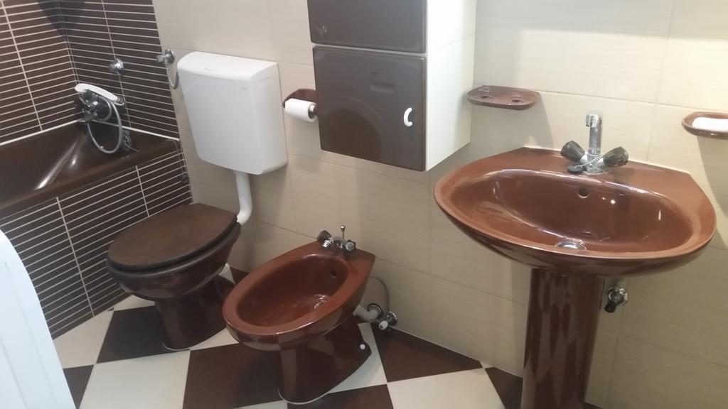 Apartment B&K Raslina Экстерьер фото